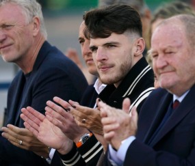 ayx网页版入口 -包含清晨西汉姆状态回暖——中超节点到来，质疑声仍在，资深球员宣示担当的词条