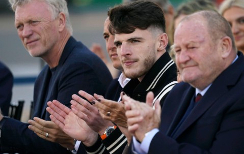 ayx网页版入口 -包含清晨西汉姆状态回暖——中超节点到来，质疑声仍在，资深球员宣示担当的词条