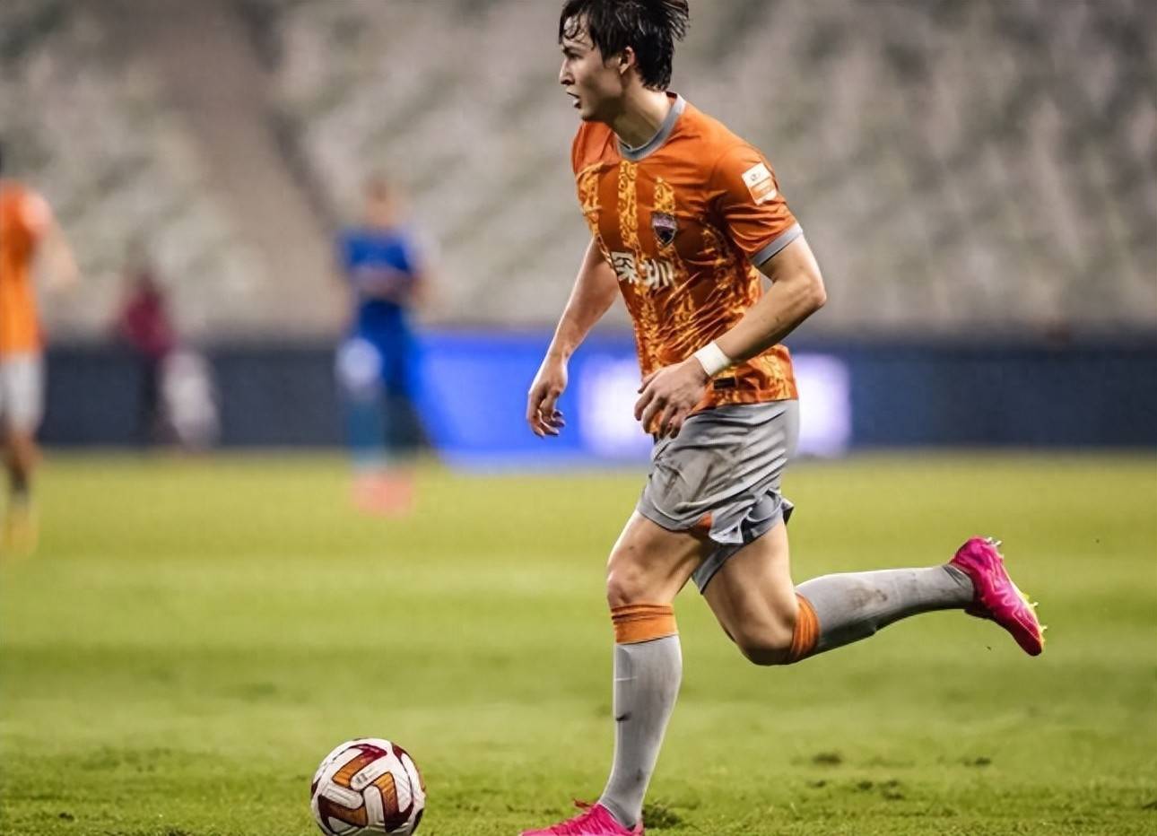  武汉三镇足球俱乐部最新消息新闻 