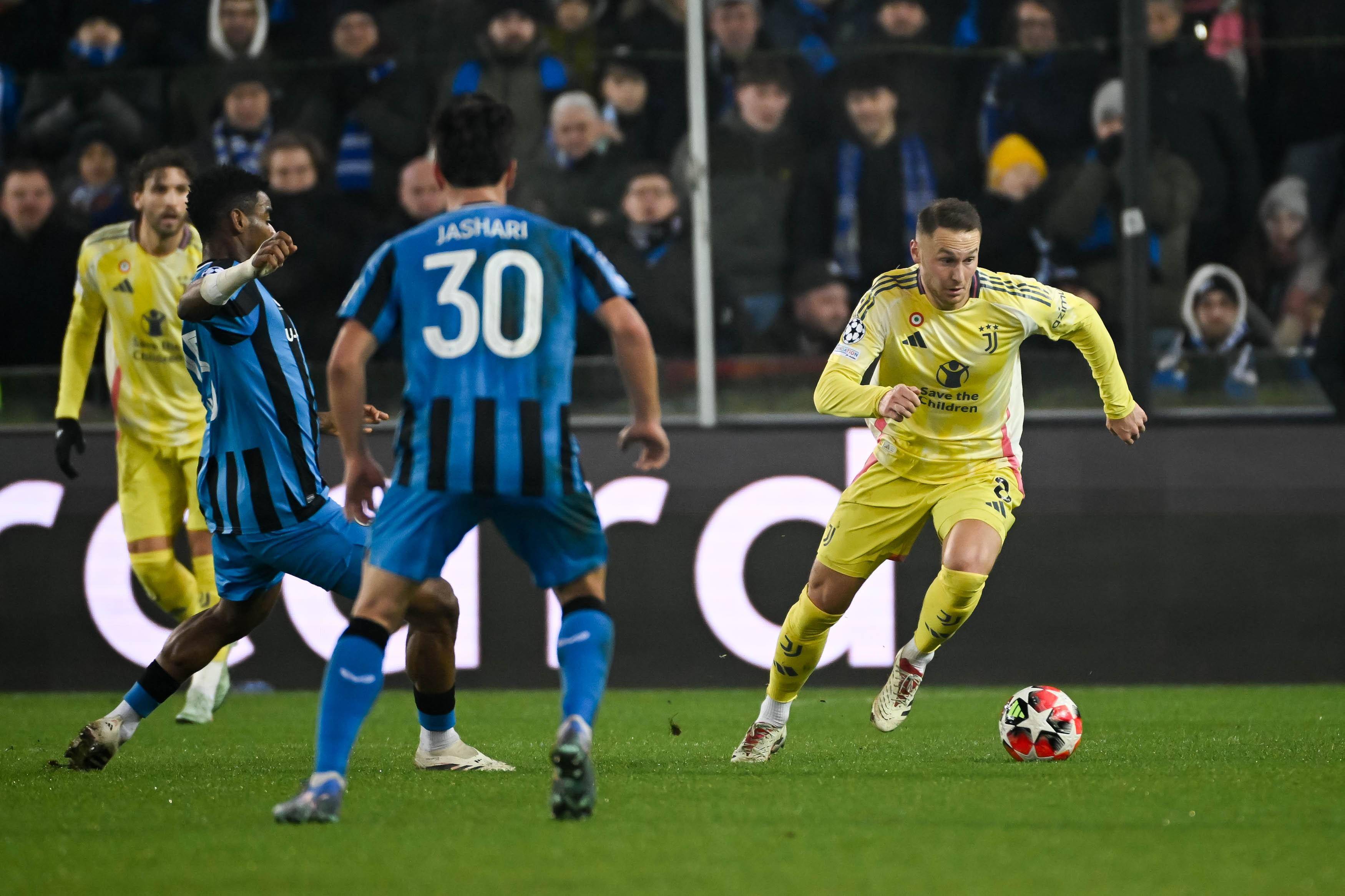 包含赛前葡超传出新动向，圣安东尼奥马刺状态回暖，管理层表态——震撼外界，球队文化再被提及的词条